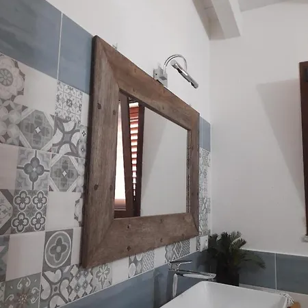 Con Piscina Privata *